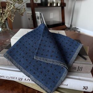 Eton lightweight Knit Polkadot Pocket Square
